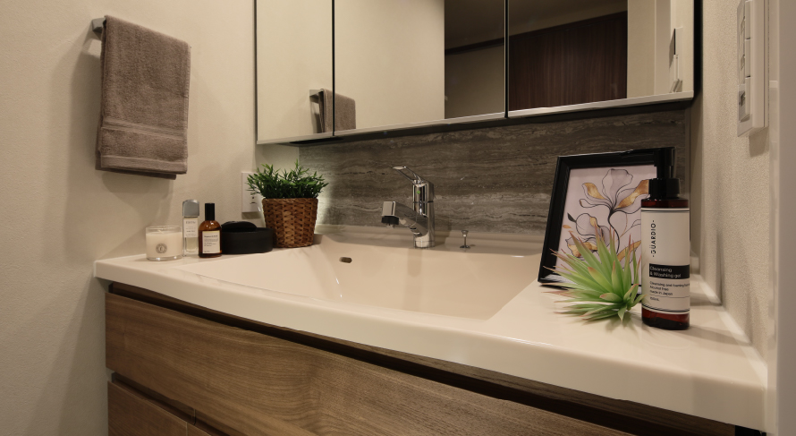 Powder room