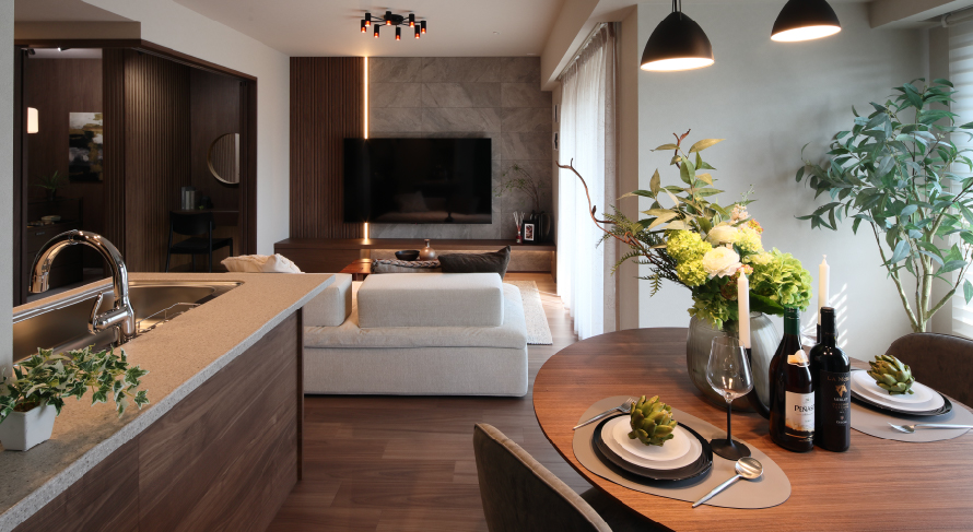 Dining kitchen